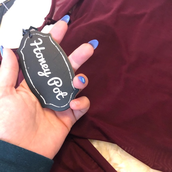 Burgundy mesh bodysuit - Picture 6 of 7